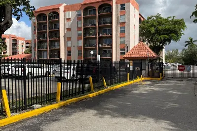 Security gate