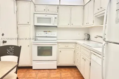 1965 S Ocean Dr #11N 1