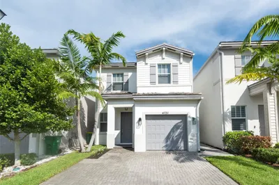 4731 NW 48th Terrace 1