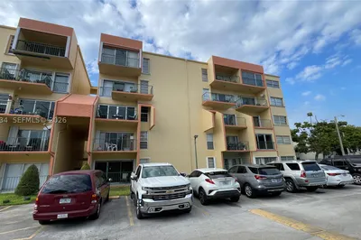 1975 W 44th Pl #405 1