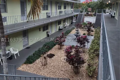 17 NE 2nd Ave #205 1