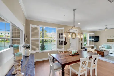 243 SW 7th Street 1