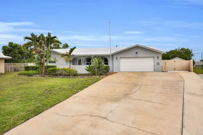 2306 NE 19th Court 1