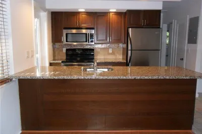1009 NE 23RD Drive #2 1
