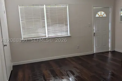 7741 Hawthorne Ave #7741 1