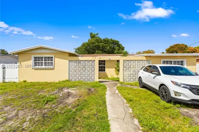 17120 NW 17th Ct 1