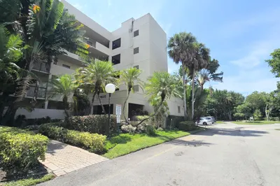 2900 NW 42nd Avenue #A306 1