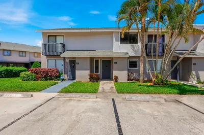 2305 Seaside Drive 1