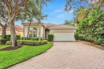116 Palm Circle 1