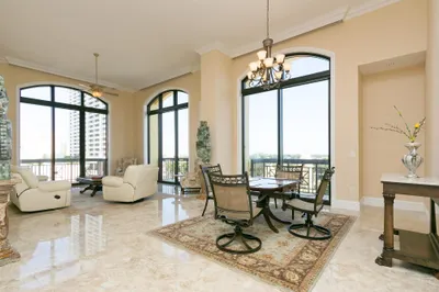 701 S Olive Avenue #414 1