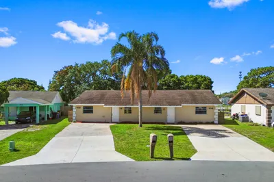 4548 SE Salvatori Road 1