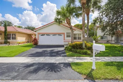 7950 NW 24th St 1