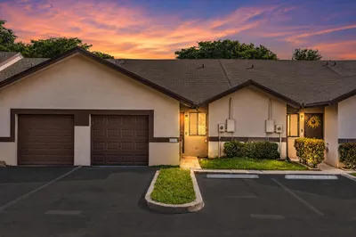 11137 NW 38th Place 1