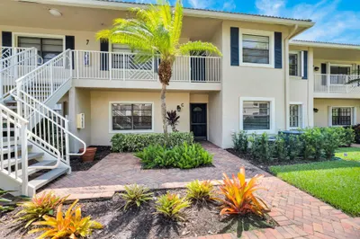 7 Stratford Drive #C 1