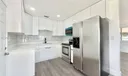 685 SE Park Dr Photo