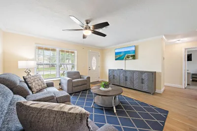 171 Banyan Circle 1