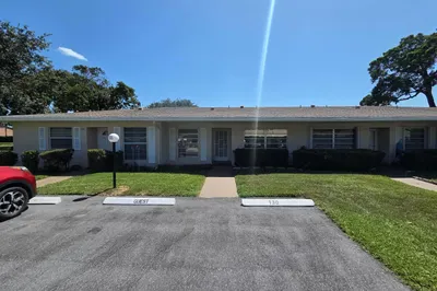 8590 CHEVY CHASE Drive #130 1