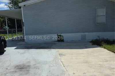 19800 SW 180th Ave #588 1