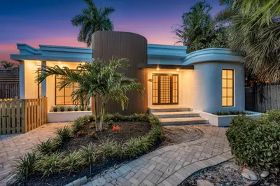 1413 NE 4th Court 1