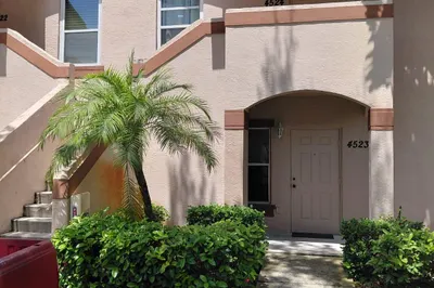 4524 Oak Terrace Drive 1