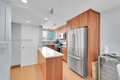 524 Orton Ave #303 1