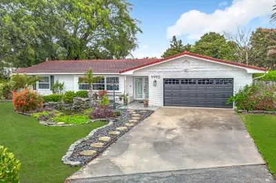 9990 NW 38th Street-14