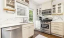 231 Cocoanut Row Photo