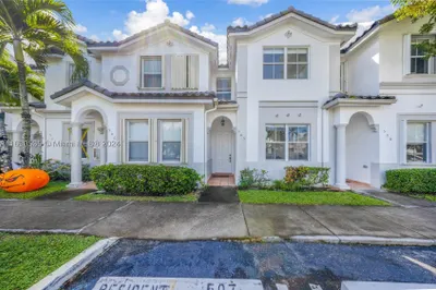 5410 NW 107th Ave #505 1
