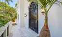 296 Ocean Blvd Photo