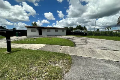12250 SW 198th St 1