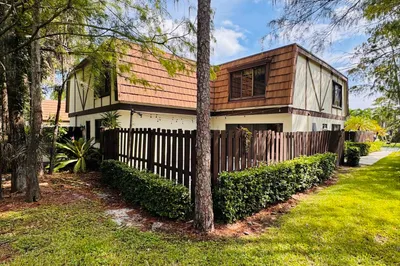 142 WEYBRIDGE Circle #C 1