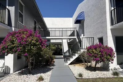 1180 CARLTON Court #207B 1