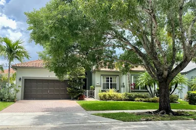 628 SW 168th Ter 0 1