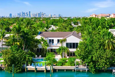 180 Cape Florida Dr