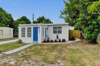 201 Tulip Tree Drive 1