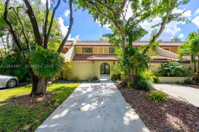 3843 Alcantara Ave #76B 1