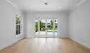 1423 E Barlow Court E Photo