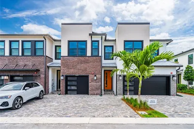 8353 NW 7th Pl