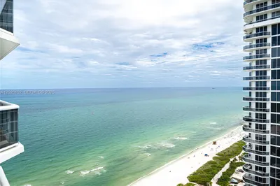 4779 Collins Ave #3504 1