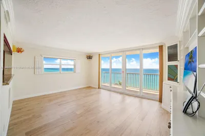 400 N Surf Rd #801 1