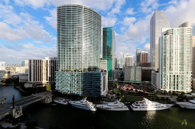 465 Brickell Ave #4706 1