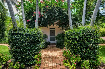 243 Garden Road 1