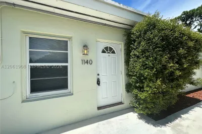 1140 NE 1st Ave #1140 1