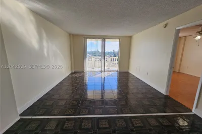 15600 NW 7th Ave #704 1