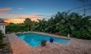 200 Cascade Lane Photo