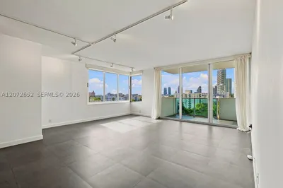 1200 West Ave #815 1