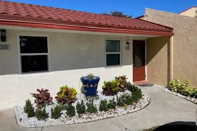 307 Lake Evelyn Drive 1
