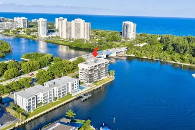 900 NE Spanish River Boulevard #2w 1