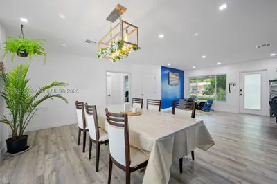 321 SW 11th Ave 1