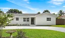 109 E Riverside Drive Photo